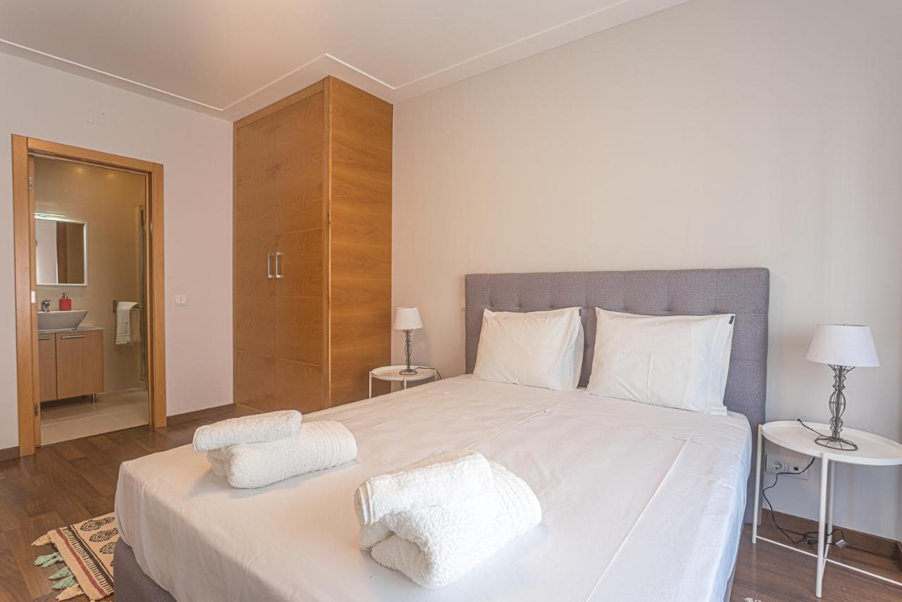 Ferienwohnung Apartamento T3 Mar Azul Nazaré Exterior foto