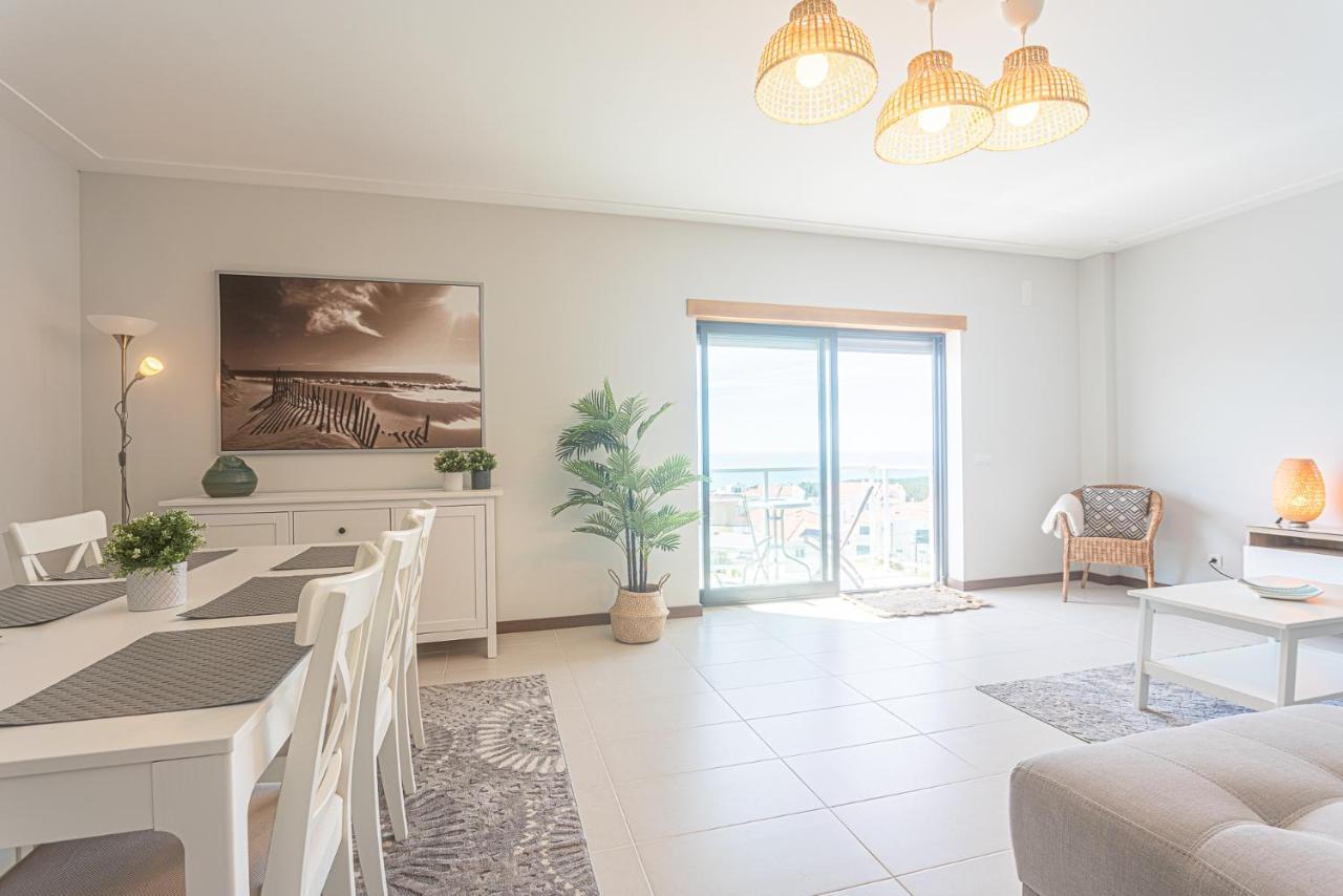 Ferienwohnung Apartamento T3 Mar Azul Nazaré Exterior foto